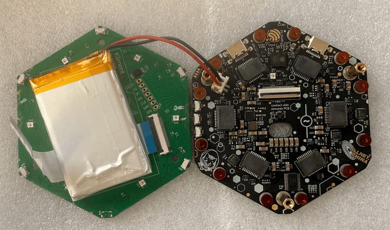 Battery connector on the board
